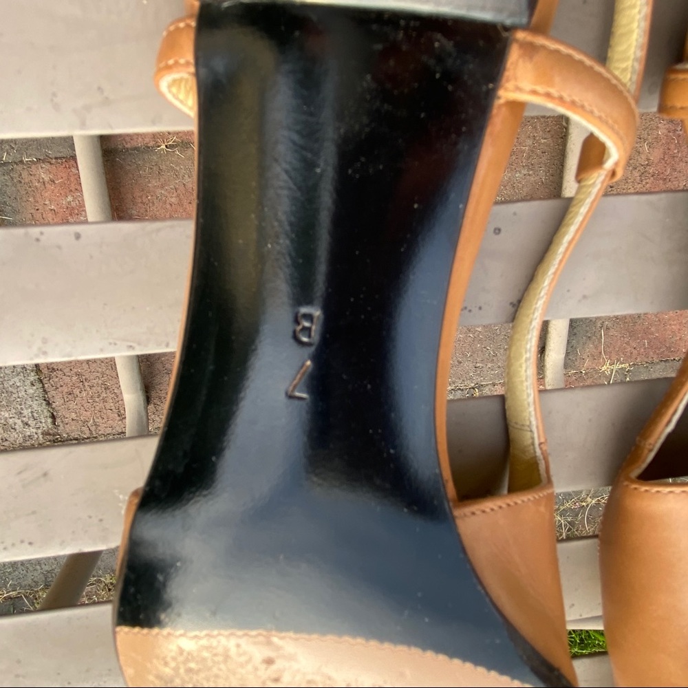 Cole Haan kitty heels - Picture 9 of 9
